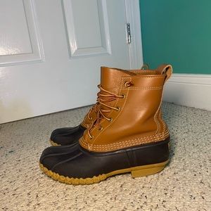 Navy Bean Boots Women’s Size 8